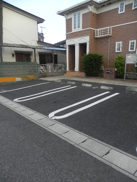 2/10 駐車場