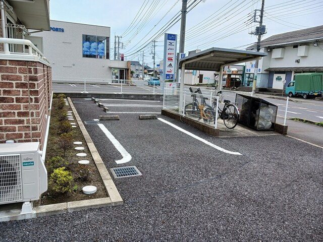 14/20 駐車場
