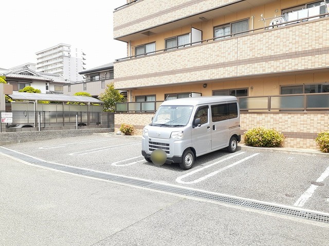 2/8 駐車場