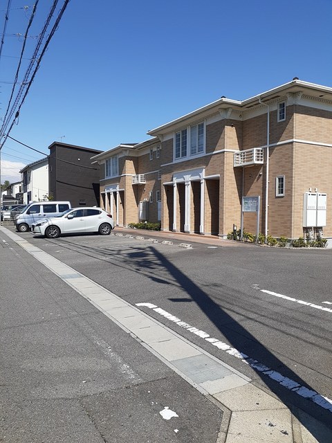 22/28 駐車場