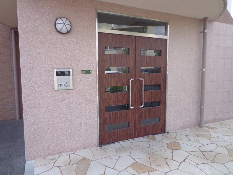 2/8 エントランス