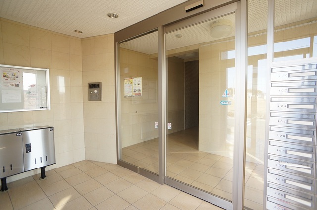 13/20 エントランス