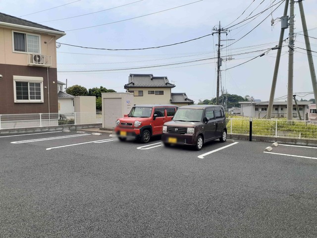 14/20 駐車場