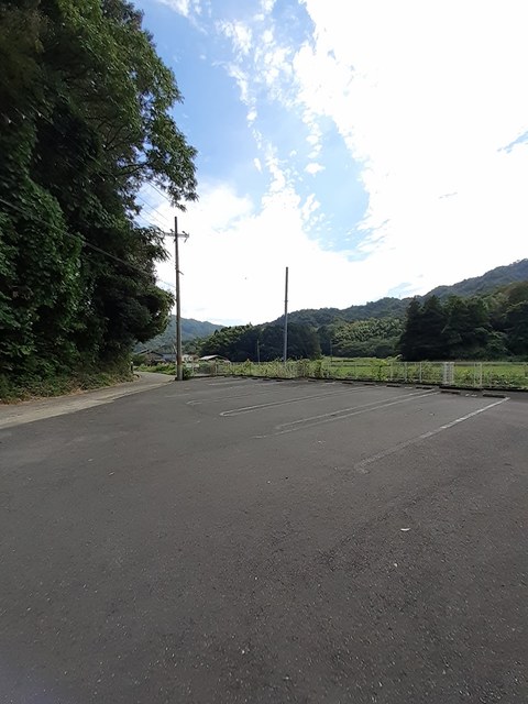 14/20 駐車場