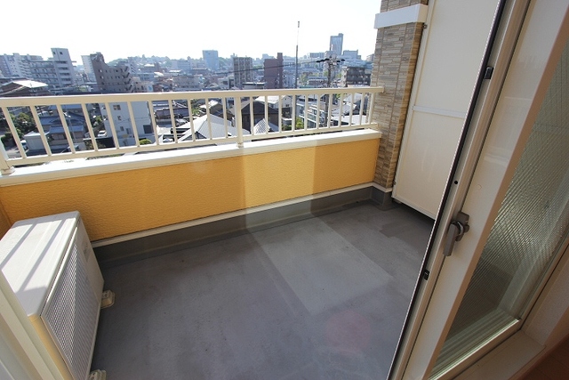 13/22 バルコニー