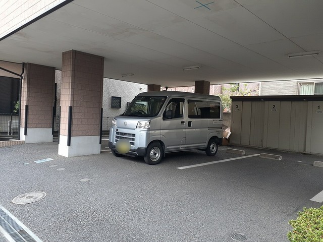 14/20 駐車場