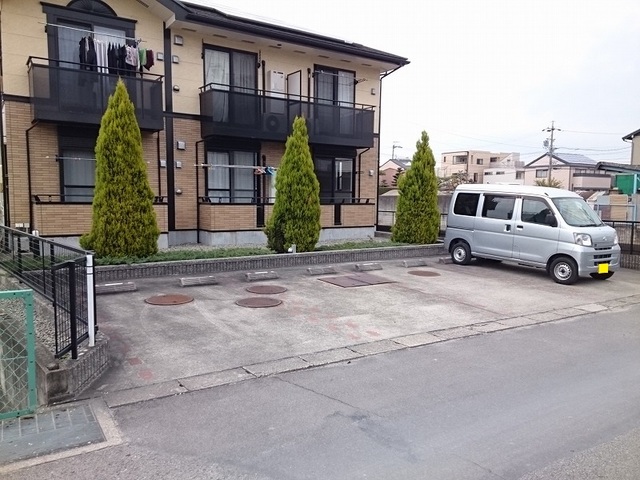 16/22 駐車場