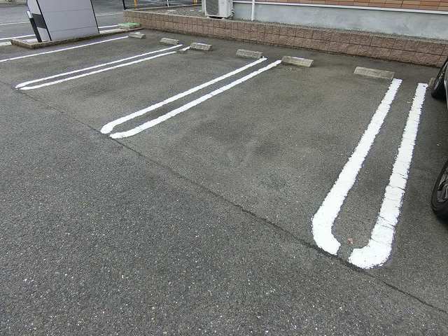 14/20 駐車場
