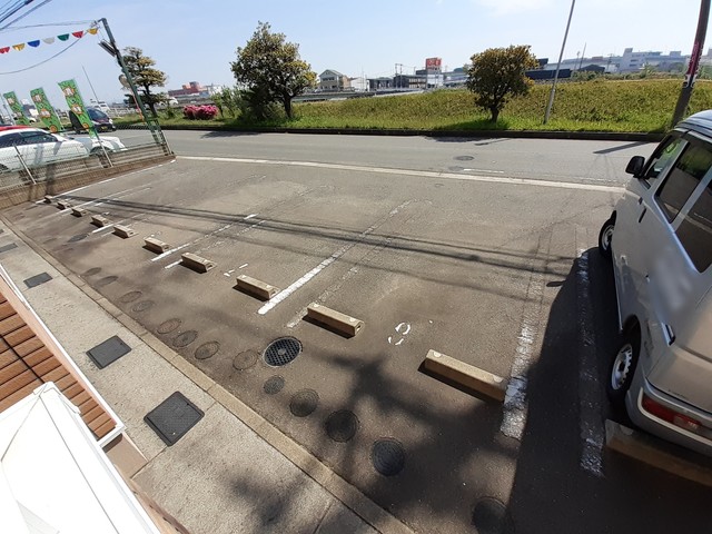 2/8 駐車場