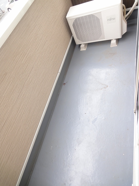 13/21 バルコニー