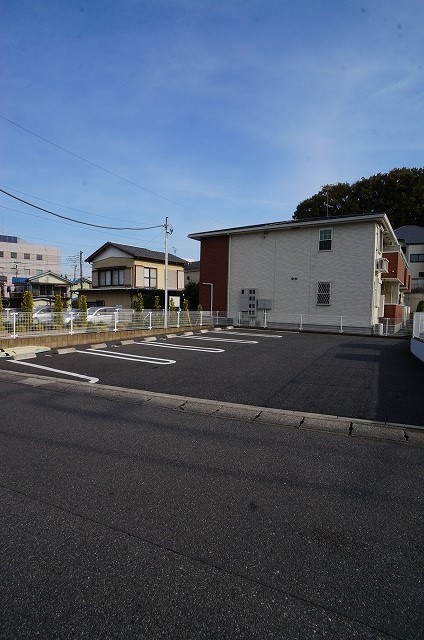 23/30 駐車場