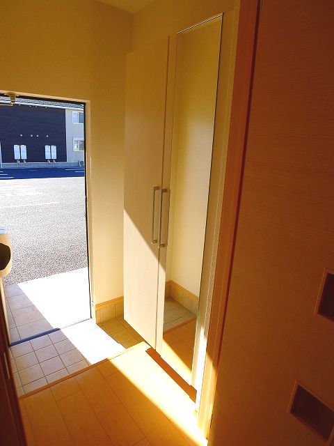 6/20 玄関