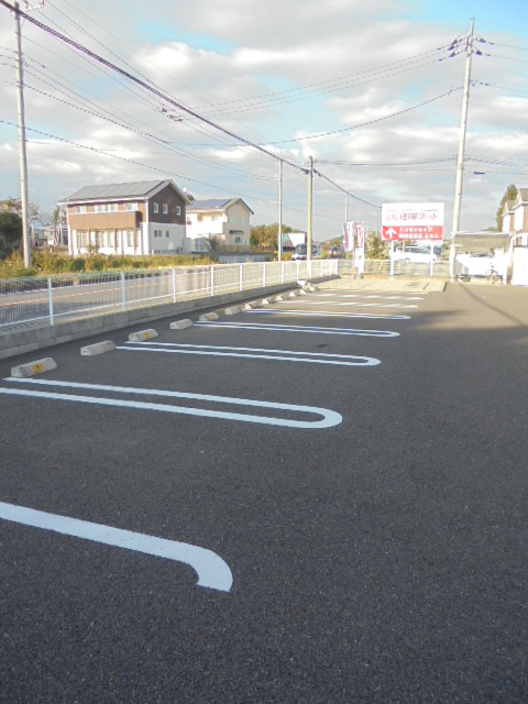 14/20 駐車場