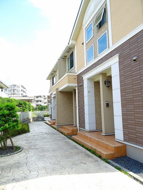 14/20 エントランス