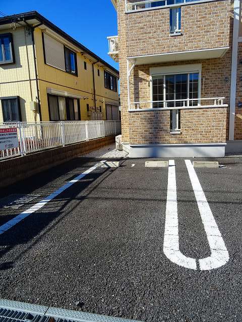 14/20 駐車場