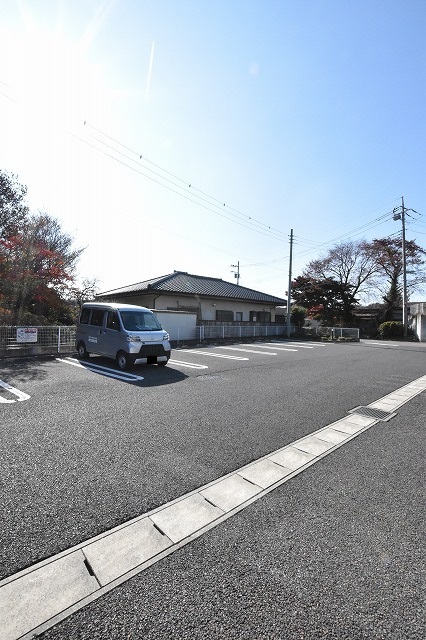 14/20 駐車場