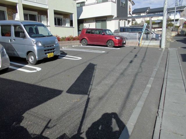 14/20 駐車場