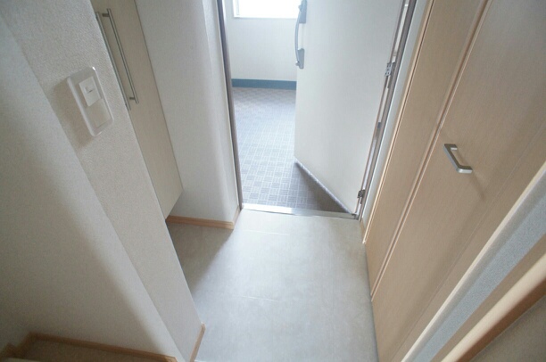 8/24 玄関