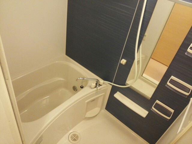 11/23 浴室