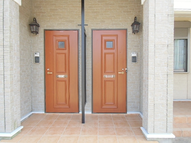 13/20 エントランス