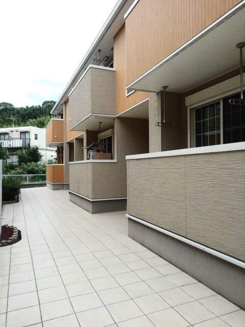 14/20 エントランス