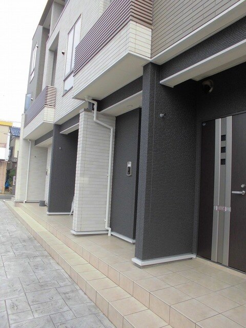 14/20 エントランス