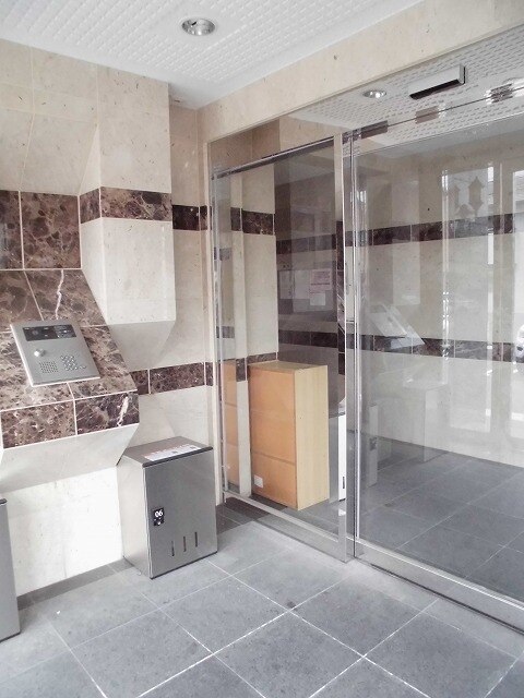 14/22 エントランス