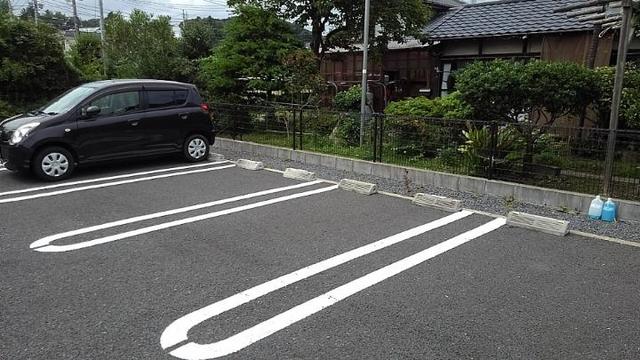 14/20 駐車場