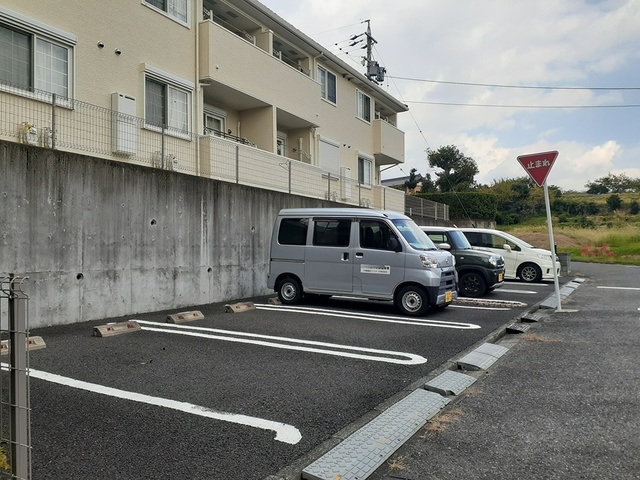 14/20 駐車場