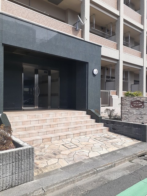 14/24 エントランス