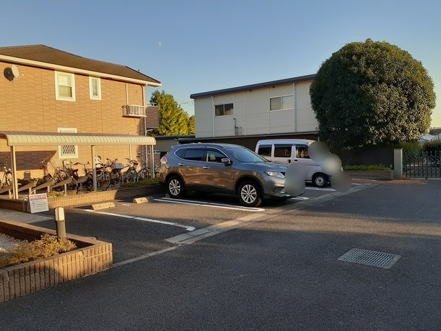 2/6 駐車場