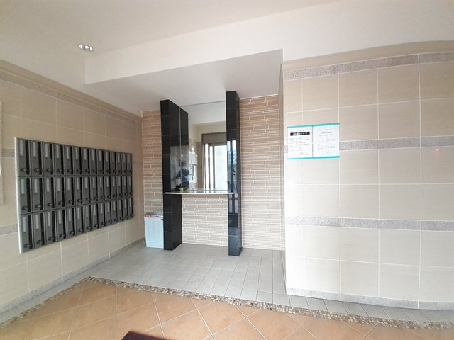 13/20 エントランス