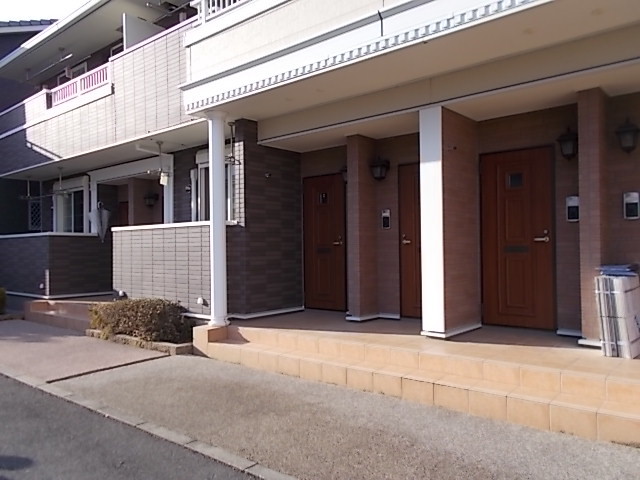 13/20 エントランス
