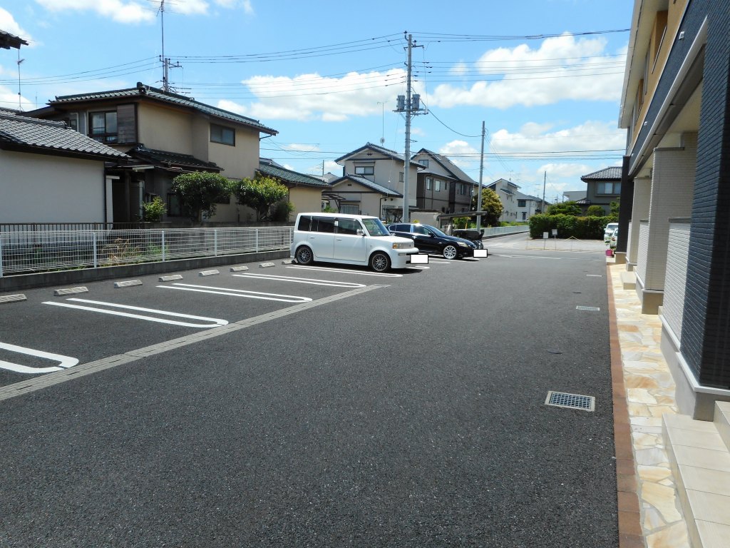 14/20 駐車場