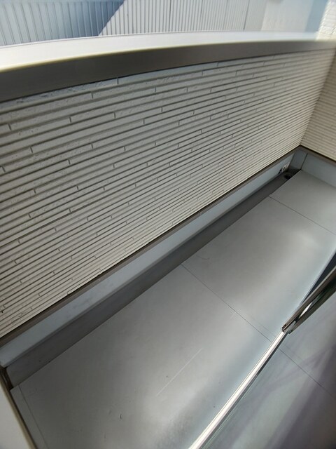 13/20 バルコニー