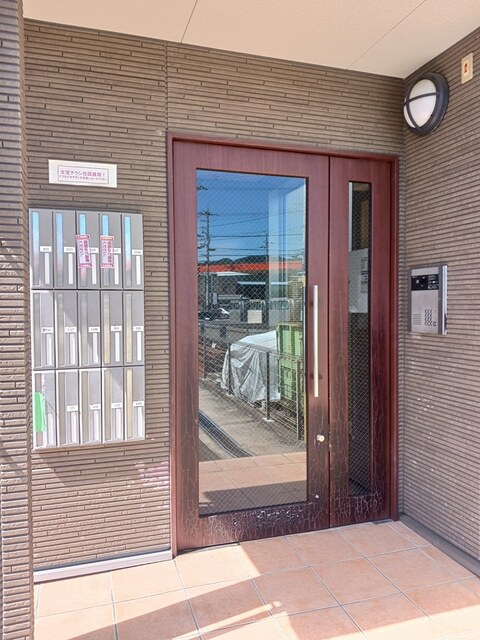 14/20 エントランス