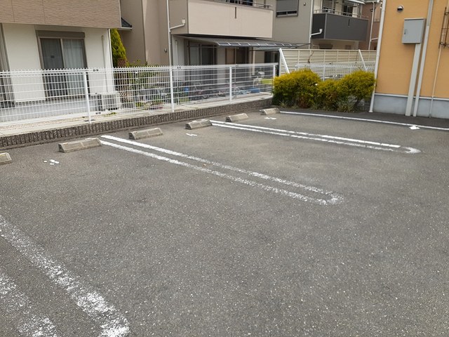 14/20 駐車場