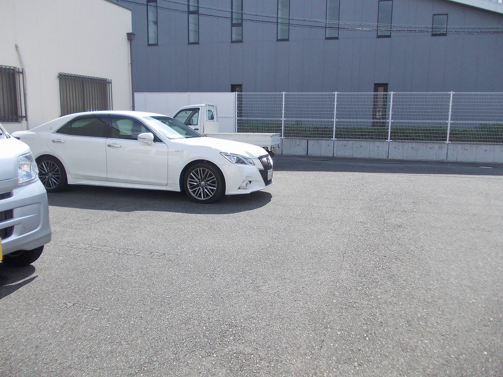 14/20 駐車場