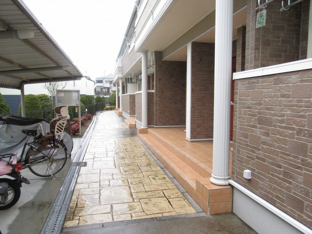 14/20 エントランス