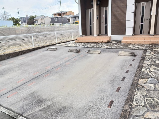 14/22 駐車場