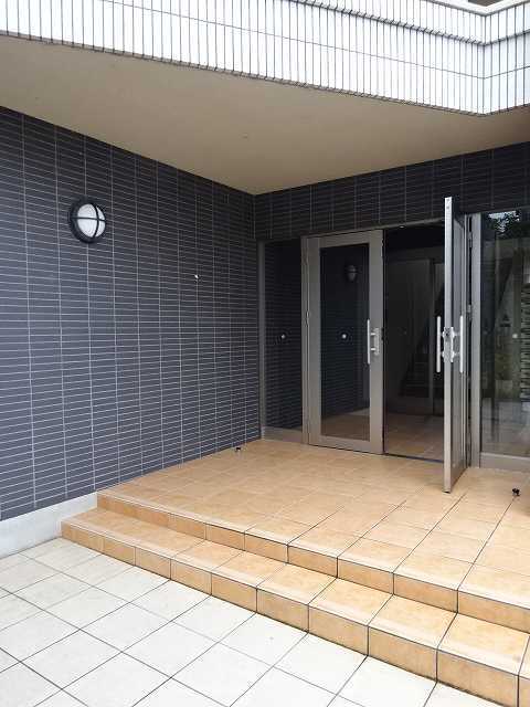 2/11 エントランス