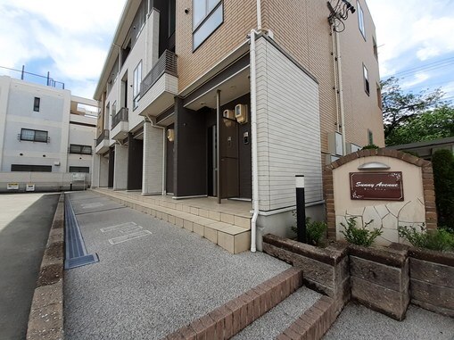 13/22 エントランス