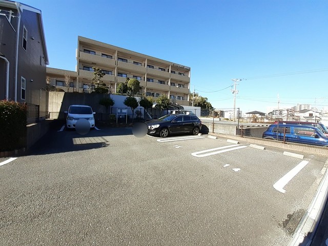 14/20 駐車場