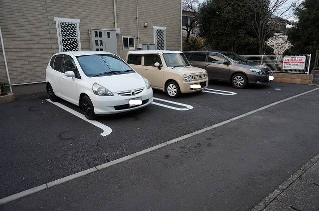 14/22 駐車場
