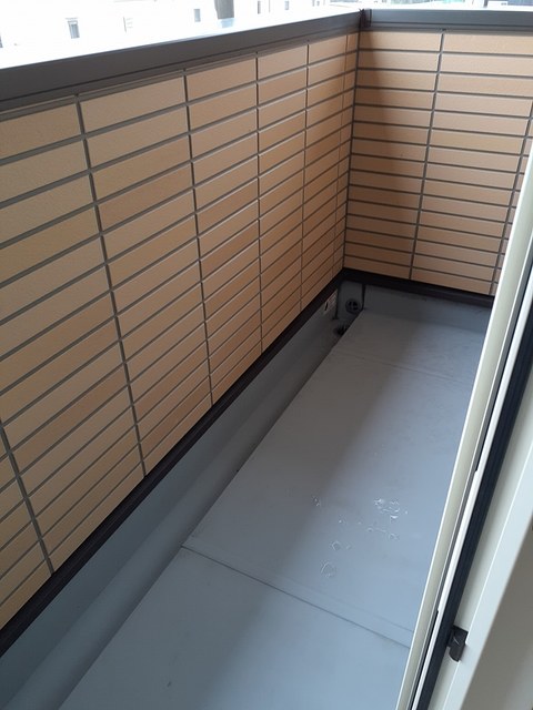 20/30 バルコニー