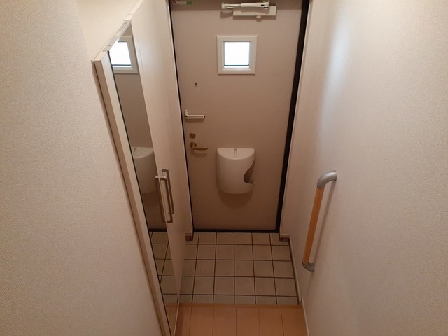 8/23 玄関
