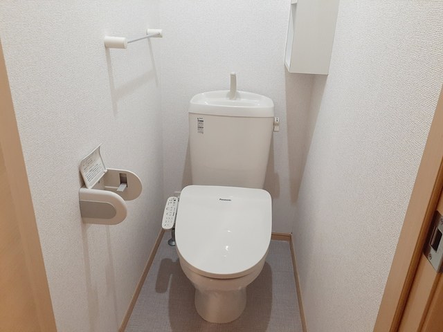 16/30 トイレ