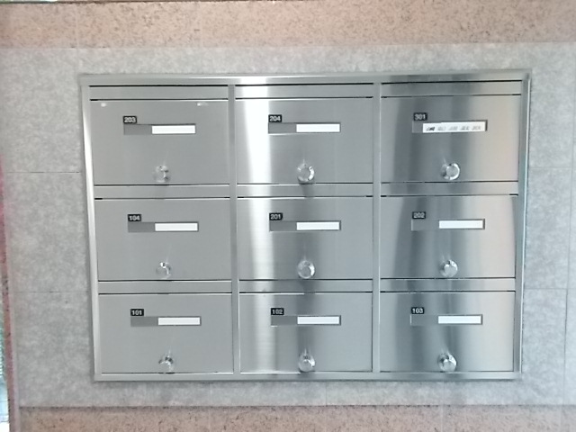 16/26 エントランス