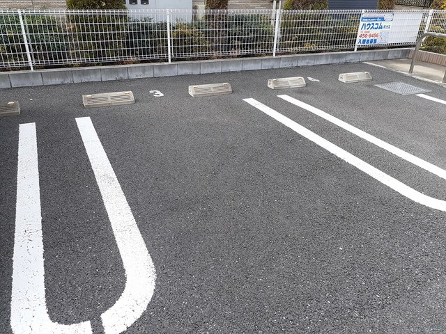 14/20 駐車場