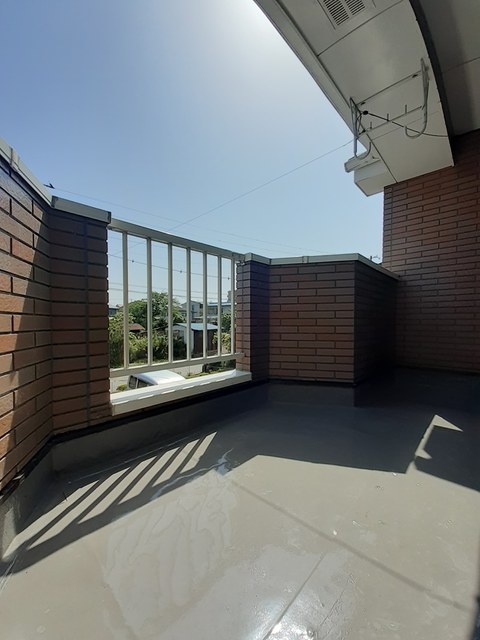 13/20 バルコニー